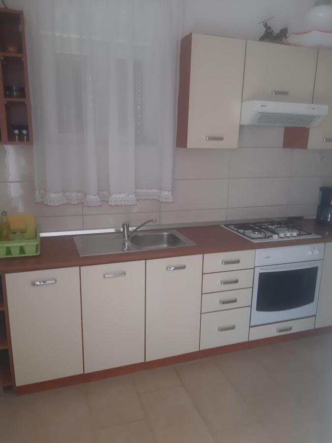 Apartmani Ana كريس المظهر الخارجي الصورة