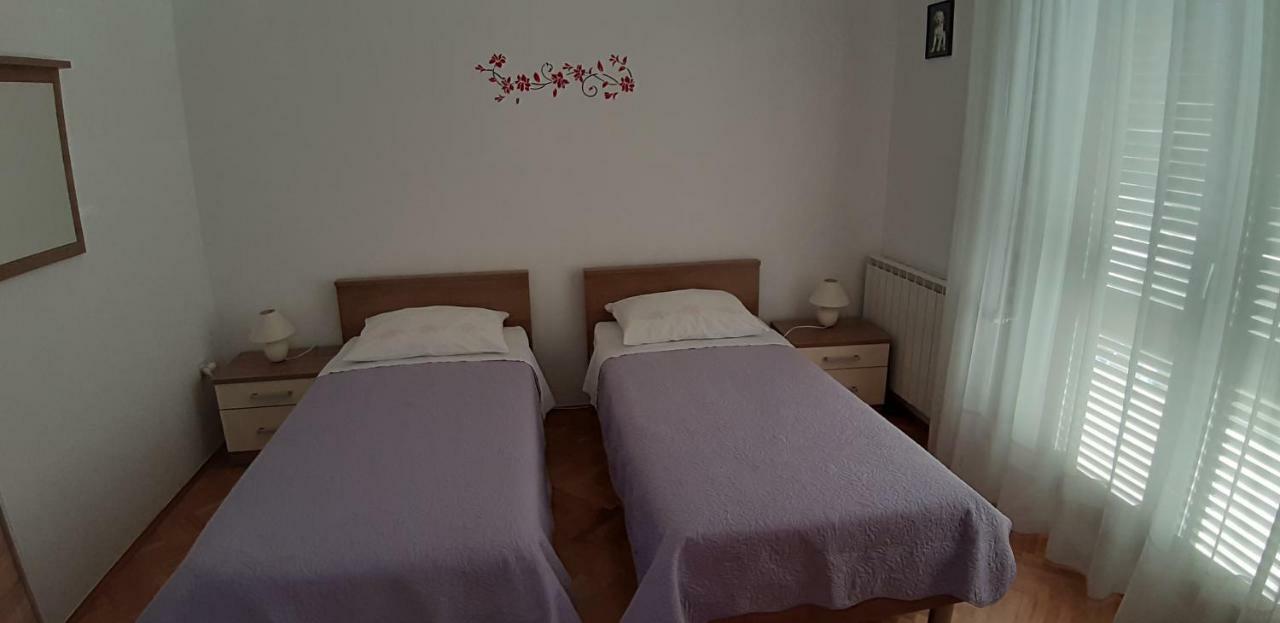 Apartmani Ana كريس المظهر الخارجي الصورة